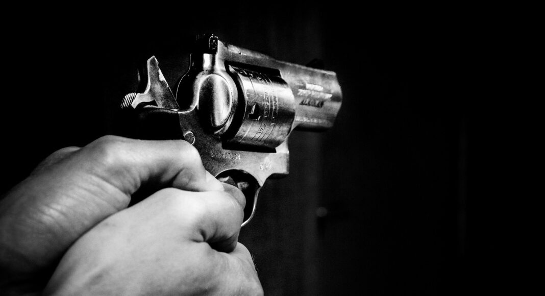 Detido-pratica-crimes-homicidio-qualificado-arma-proibida-Braga