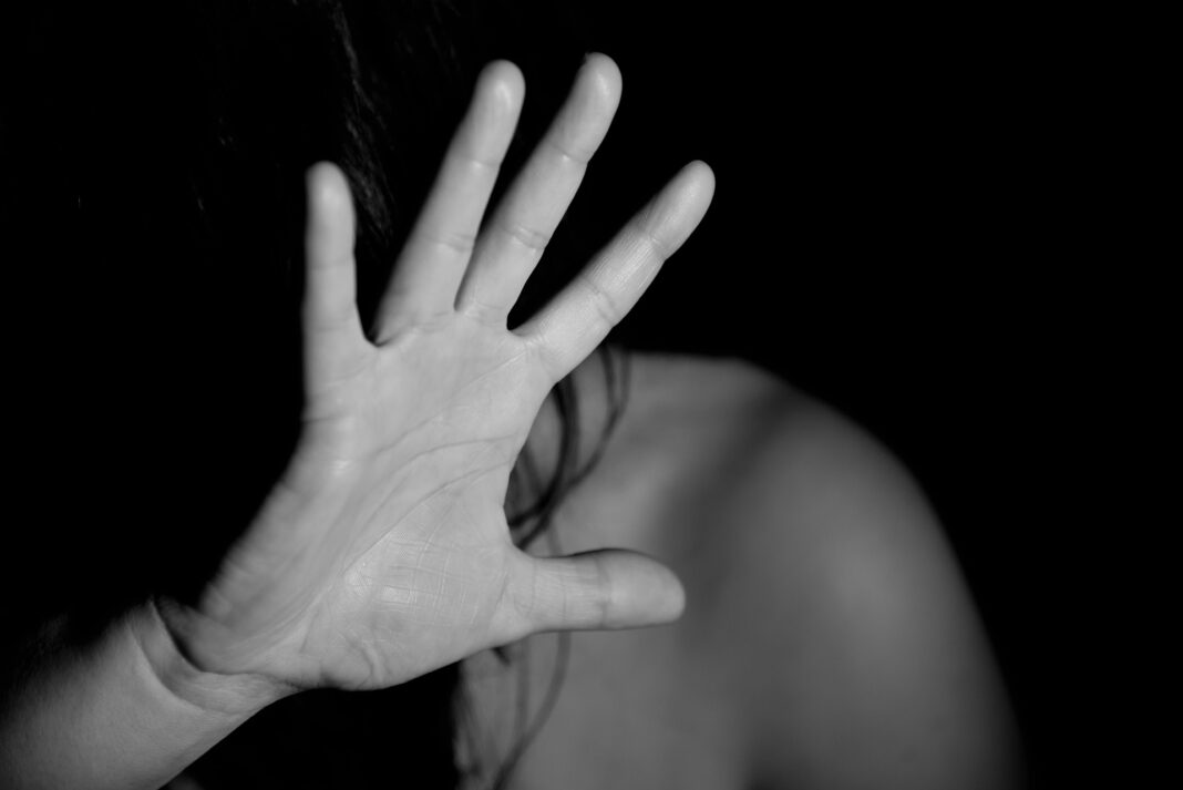 Prisao-Preventiva-para-Filho-que-Praticava-Violencia-Domestica-com-a-Progenitora-em-Paredes